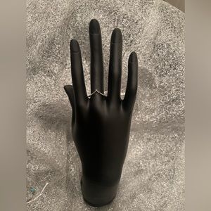 NEW: Elegant Vintage Stackable Style Finger Jewelry Decor